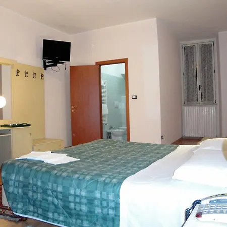 Europa Hotel 3*
