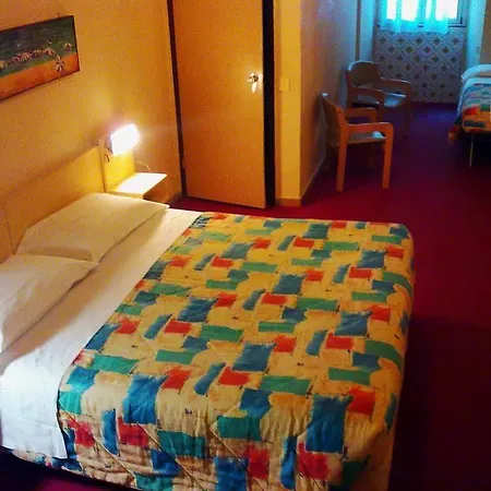 Hotell Europa 3*